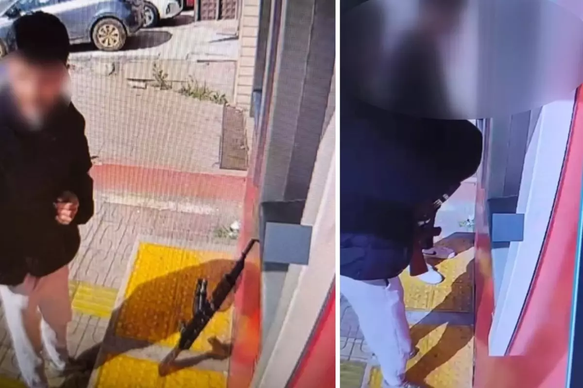 Görüntüler İstanbul’dan! Uzun namlulu silahla ATM’den para çekti