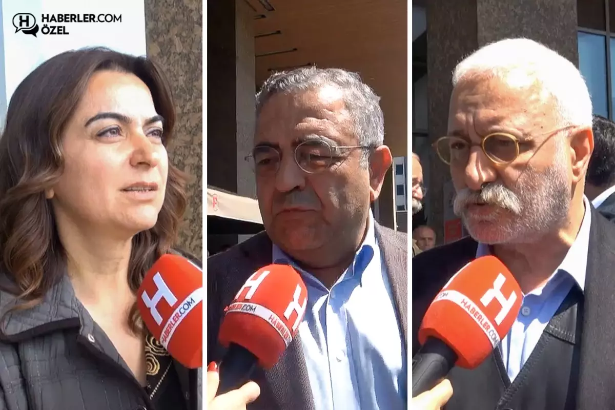 Siyasiler, Önder için hastane önünde nöbette